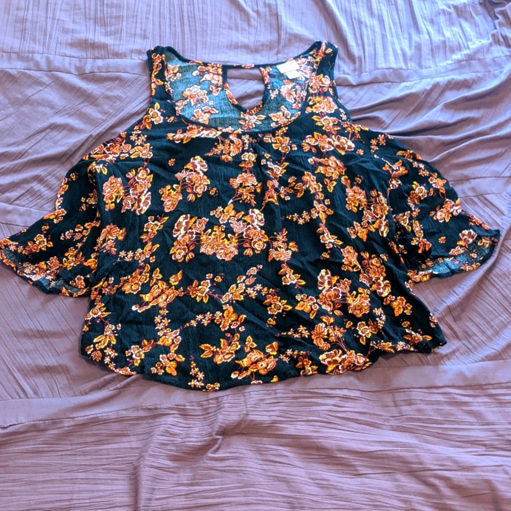 Women's to Mossimo Top
